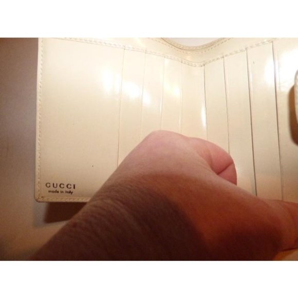 Gucci Ivory Patent Leather Tom Ford Era Tri Fold Wallet - Picture 4 of 10